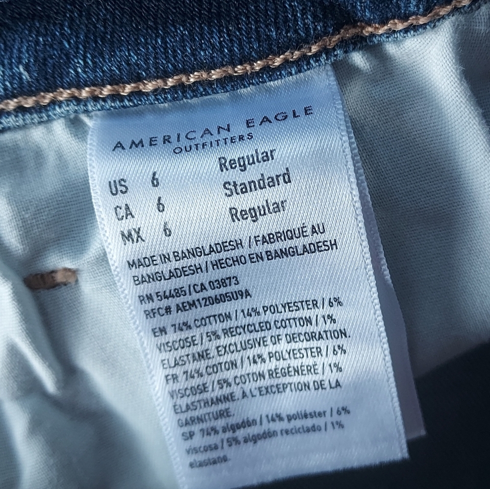 American Eagle Denim AEO Mom Jeans Size 6 Regular 28 NEW NWT - Picture 8 of 8